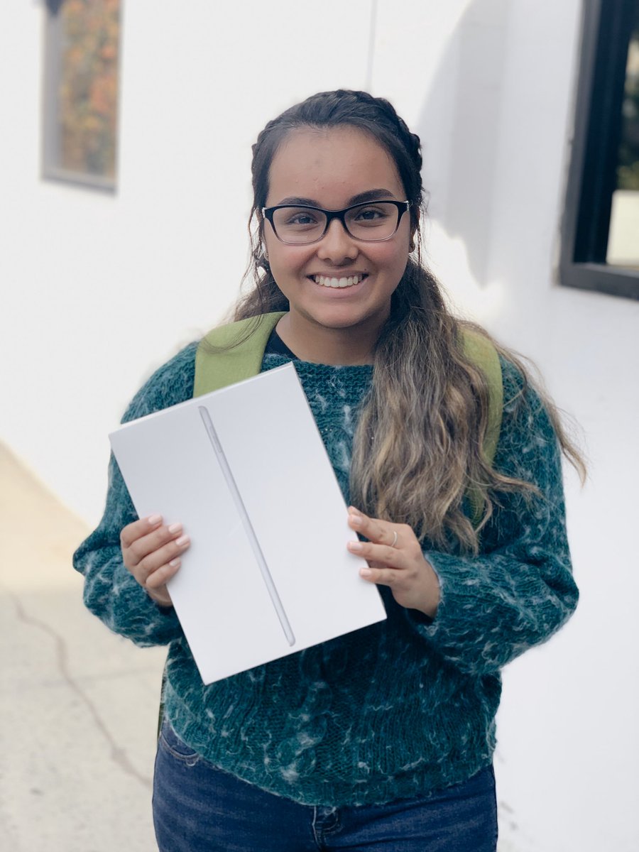 APUDining's tweet image. 🎉 Big congrats to Dina for winning the survey raffle grand prize, an iPad!! 🎉
•
Thank you to everyone who completed the NACUFS surveys. It’s surveys like these that help us provide new services like Grubhub (coming January 2020) and the new, smaller dining plan!
