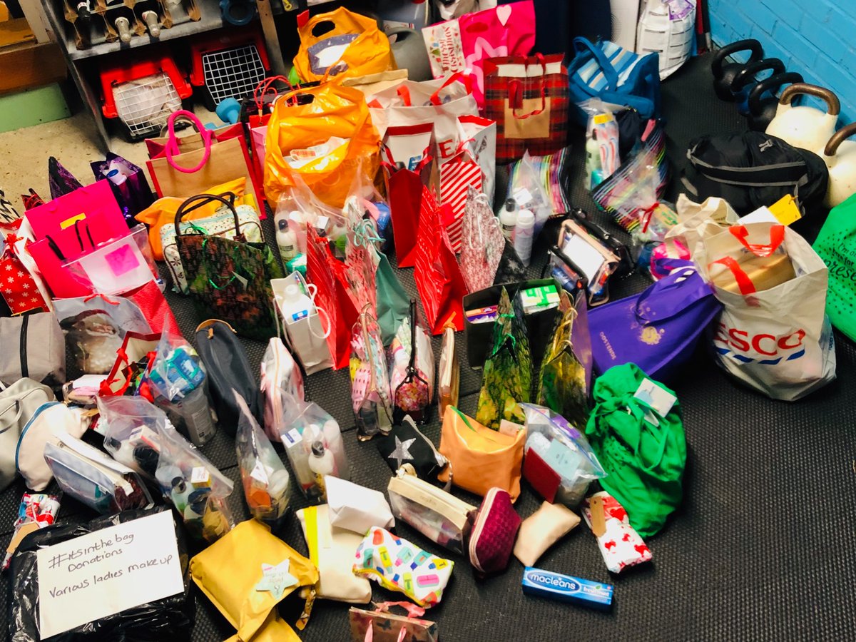 IPCHRCH's tweet photo. Thank you everyone! What an amazing response to the #itsinthebag campaign.90 bags were dropped off tonight. Lives will be made a little brighter this Christmas! Well done everyone 
@IPCHRCH @HRCH_NHS #thehygienebank https://t.co/486WkWg66n