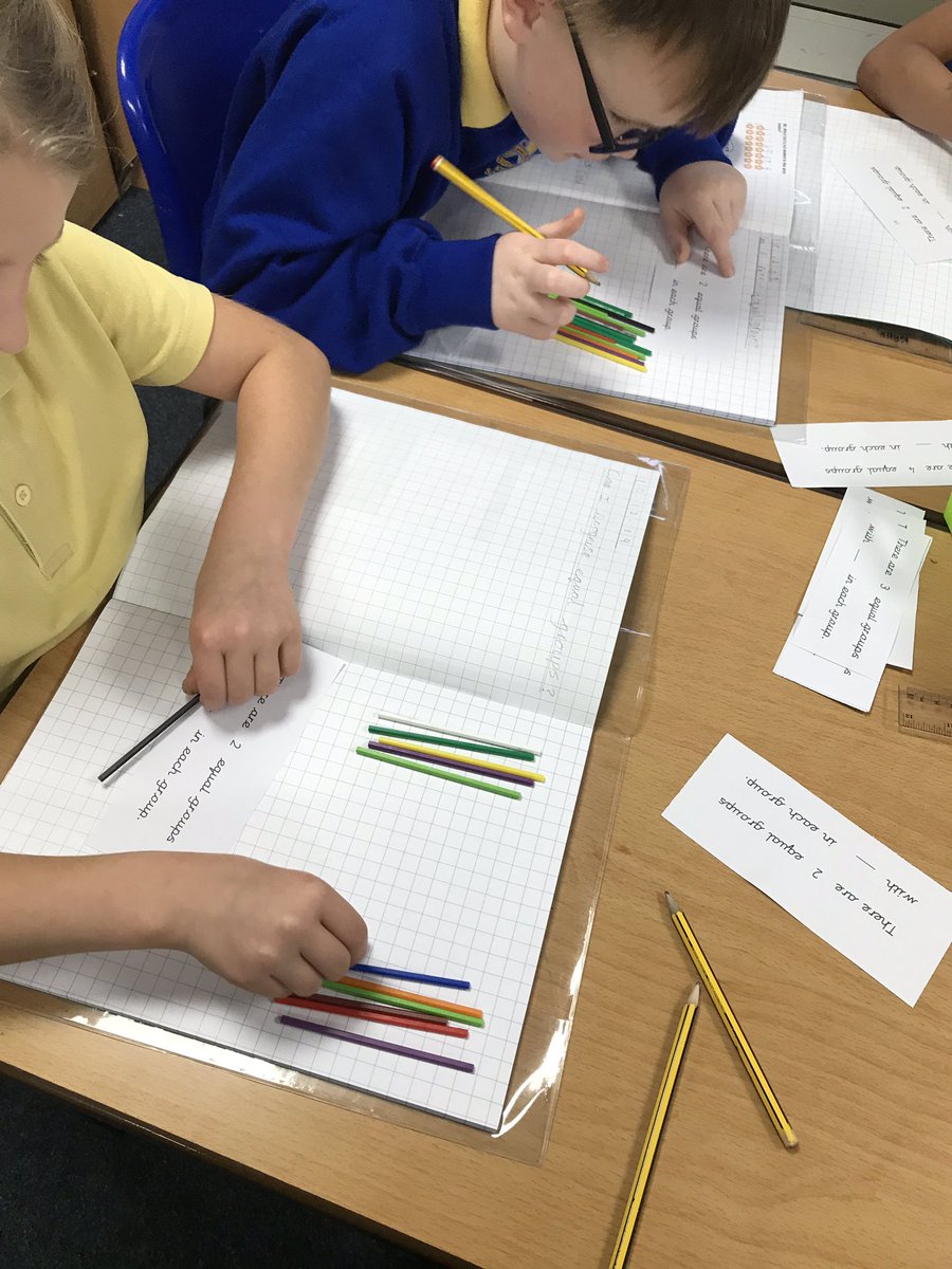 BishopKingCoE's tweet photo. 2G have been practically dividing into equal groups #learningisfun #mathslife https://t.co/BT9EleUkQT