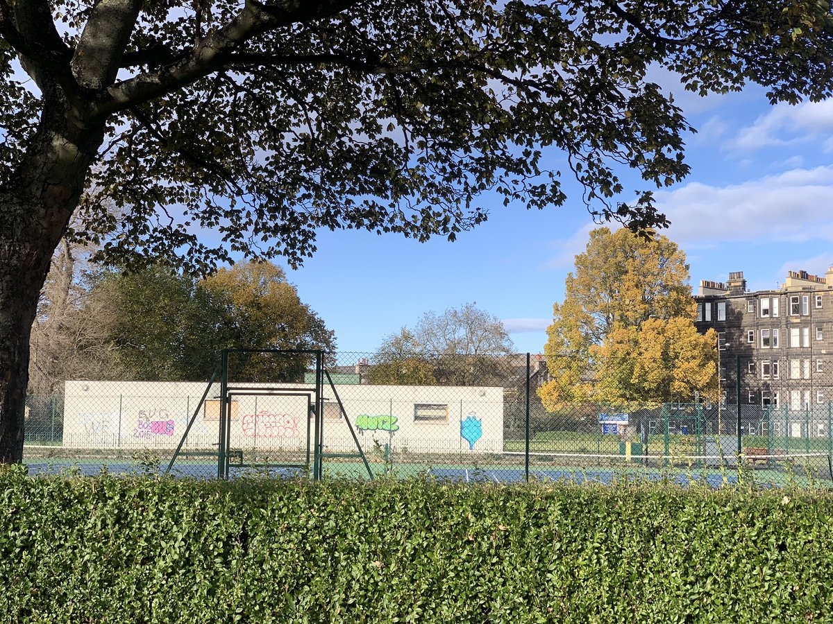 Scotkraut's tweet photo. Dear @Edinburgh_CC, @adamrmcvey, @CllrChasBooth etc
Can you please help Sara &amp; Projekt42 to bring the derelict building and the bowling greens back to life? #socialenterprise #community #Leith https://t.co/c94RzdqE6q
