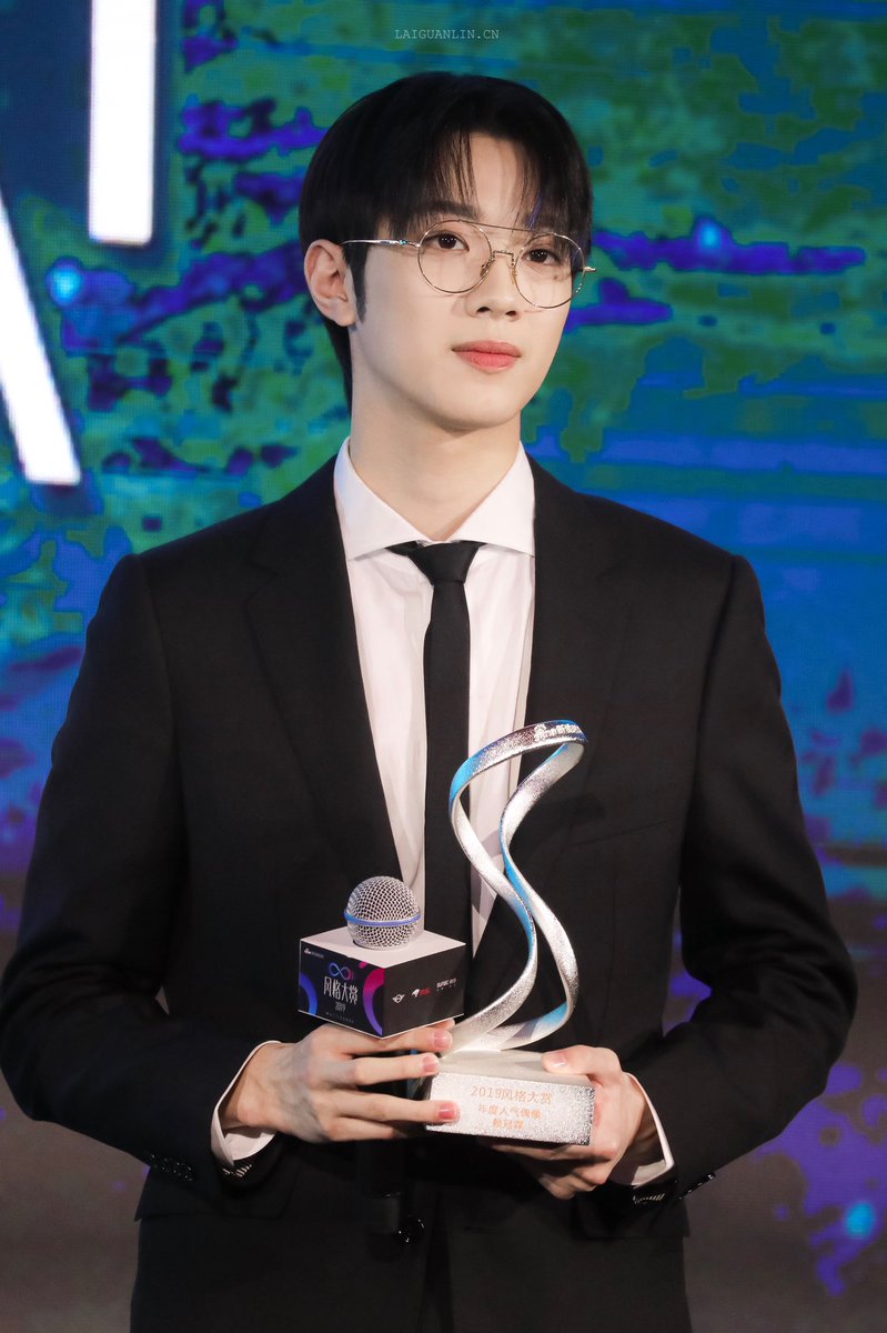LaikuanlinCN tweet media