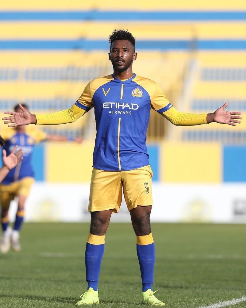 18s7_'s tweet photo. 🎖| سيعتمد روي فيتوريا على فراس البريكان لقيادة خط الهجوم في لقاء #النصر القادم امام التعاون 💛.

 📄 | الرياضية . https://t.co/SuTDrvOOsp