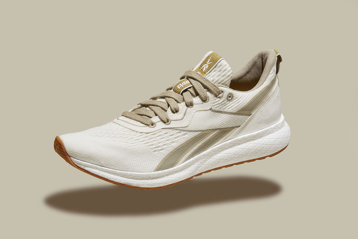 EnDondeCorrer's tweet photo. 😱🌿👍Reebok Forever Floatride GROW, el calzado para correr hecho de plantas😱🌿👍
info: https://t.co/UCPUFv0WdV
#reebok #reebokfloatride #sustentable #running #correr #5k #10k #21k #42k #maraton #marathon #sneakers https://t.co/G5Brk1lC2q