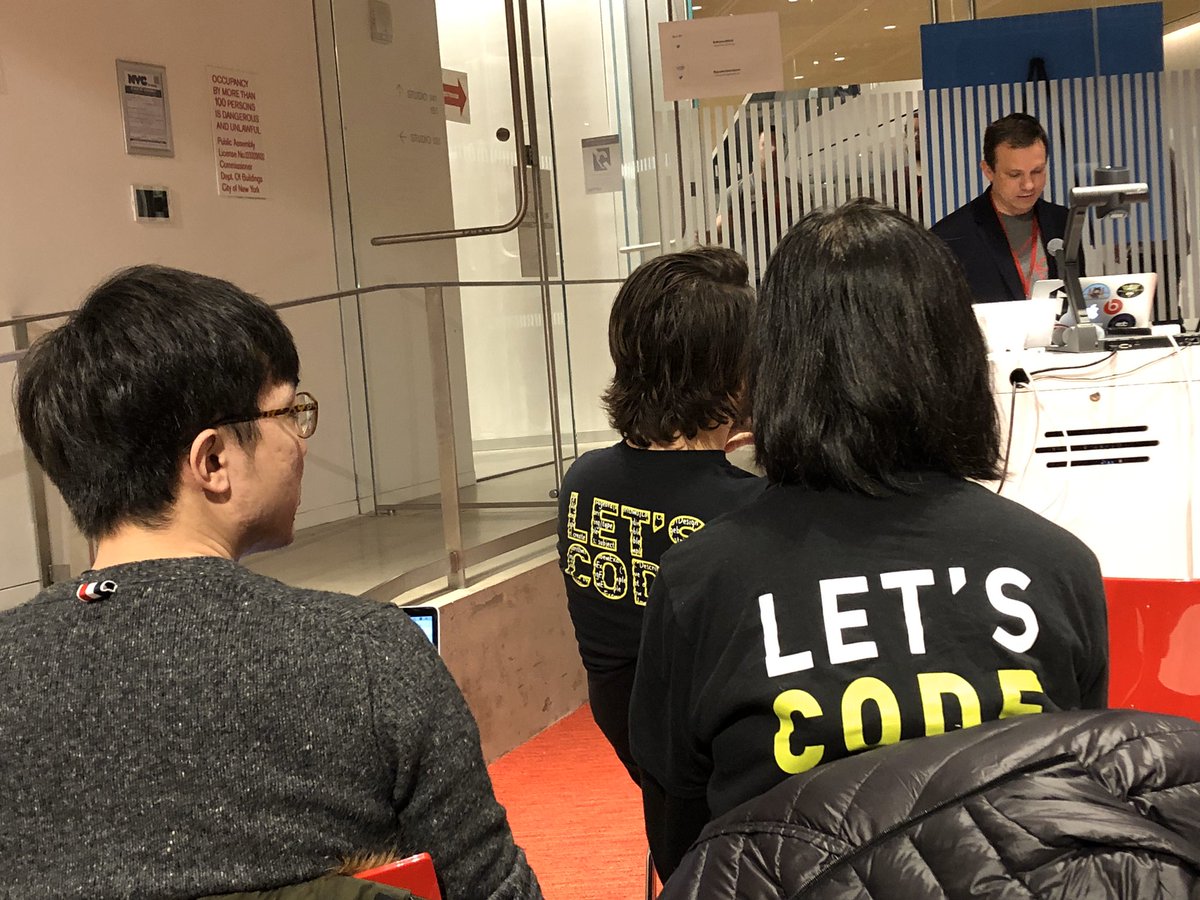 diane_levitt's tweet photo. BEYOND EXCITED to hear our @cornell_tech Studio team present their work with our K-12 team to bring #RaspberryPi and #ComputerScience to NYC public schools. @GMorrisett welcomes us while our team waits in the wings. #CornellTechStudio https://t.co/sJRGVdAuO0