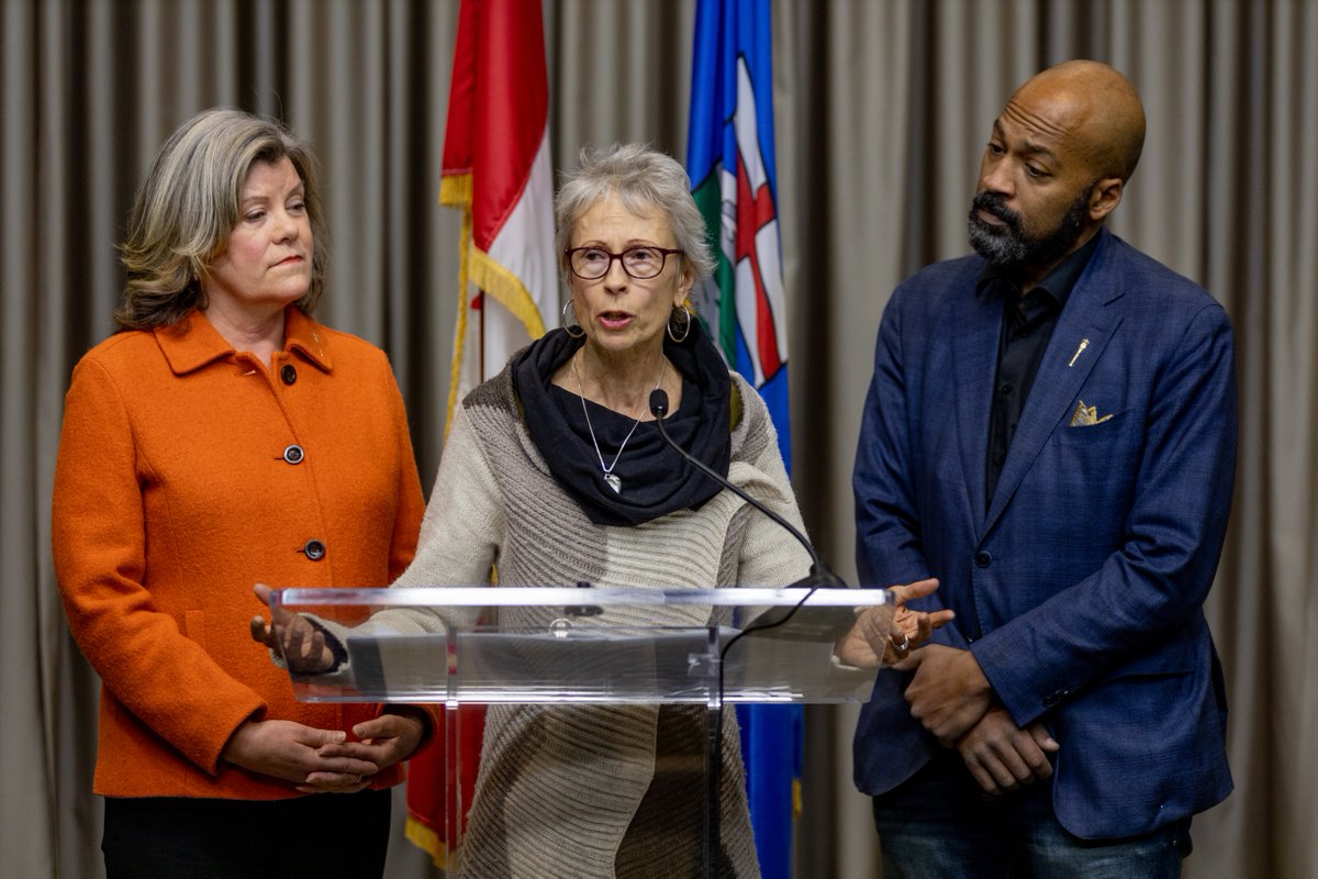 RachelNotley tweet picture