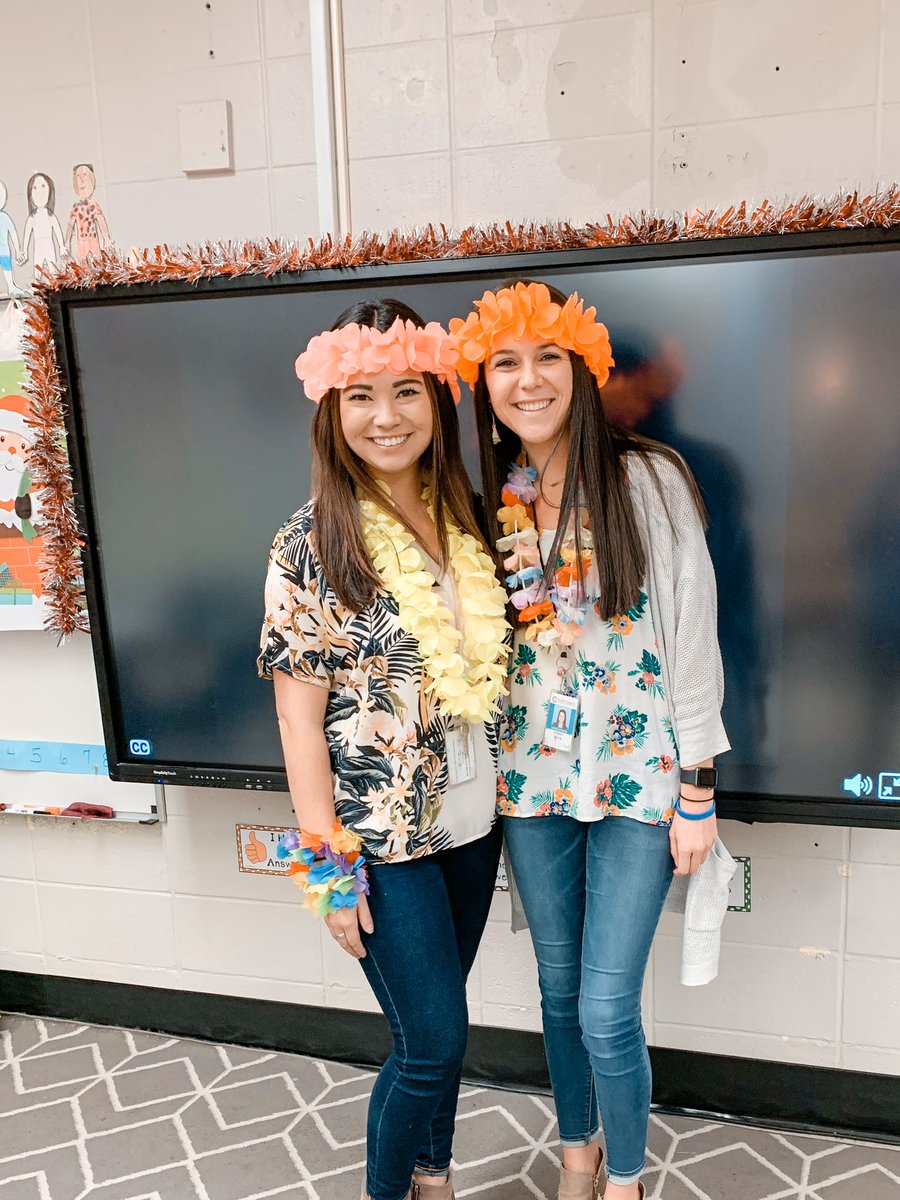Mele kalikimaka🌺 #bsieaglepride #happyatbsi