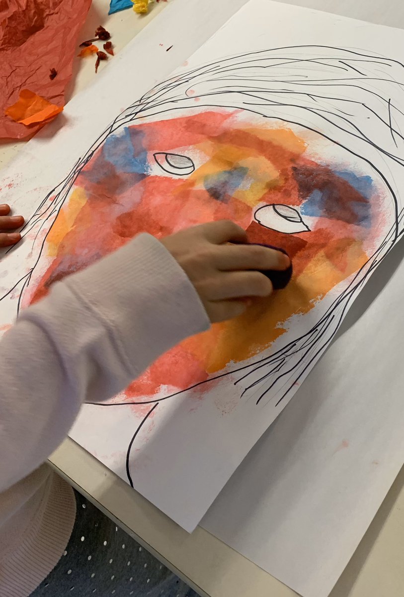 laes_art_J's tweet photo. Coming soon. Third grade Expressionist self-portraits. @LakeAnneES #laesdecember #dolphinpride #thirdgrade #ArtTeacher #ArtEducation #elementaryart #artclass #kidsart #Artteachersofinstagram #kidscreate https://t.co/jBkFaDimZF