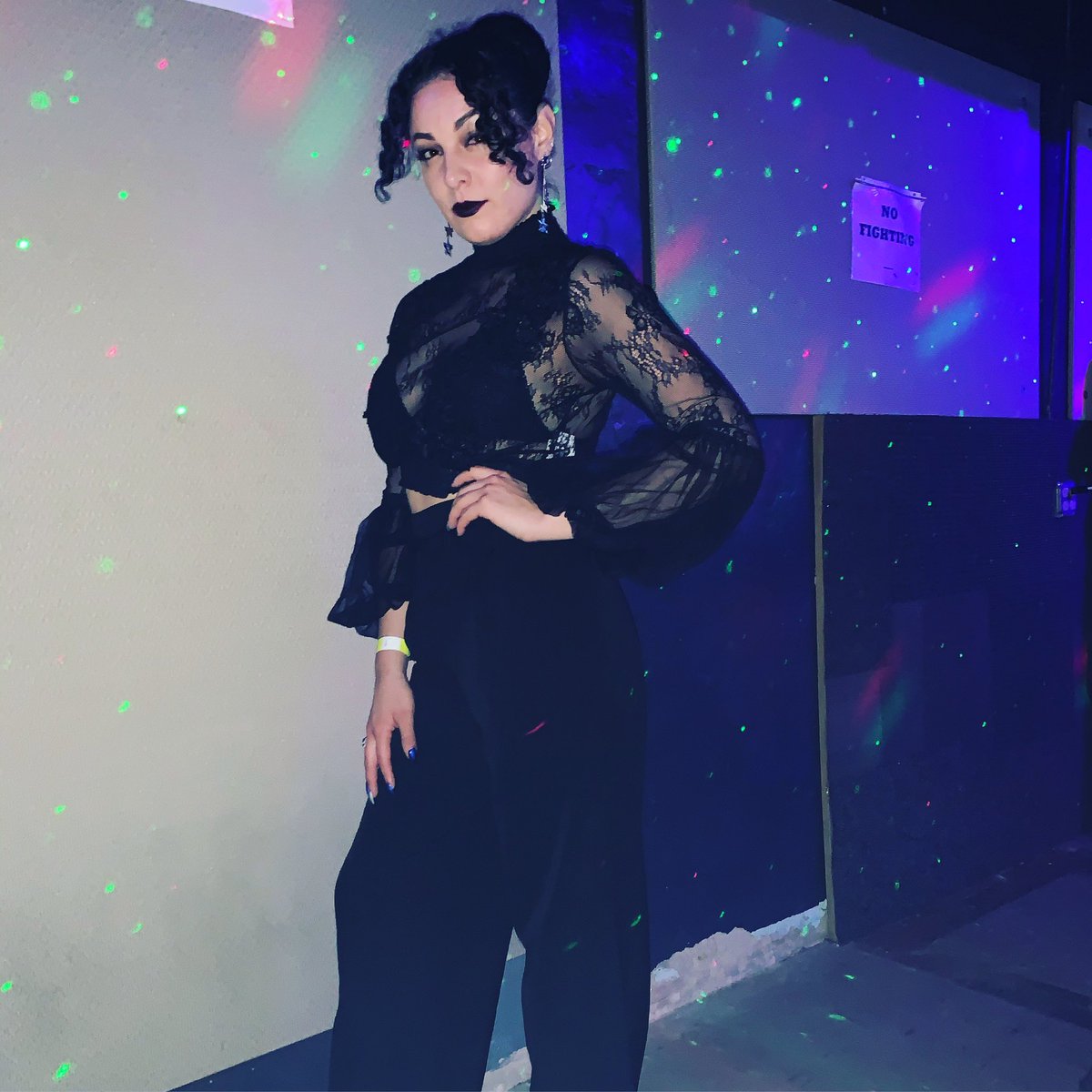 iamlaquela's tweet photo. Thank you #Albuquerque I’m releasing footage from my first show soon!! https://t.co/ZZXiqIUo9A