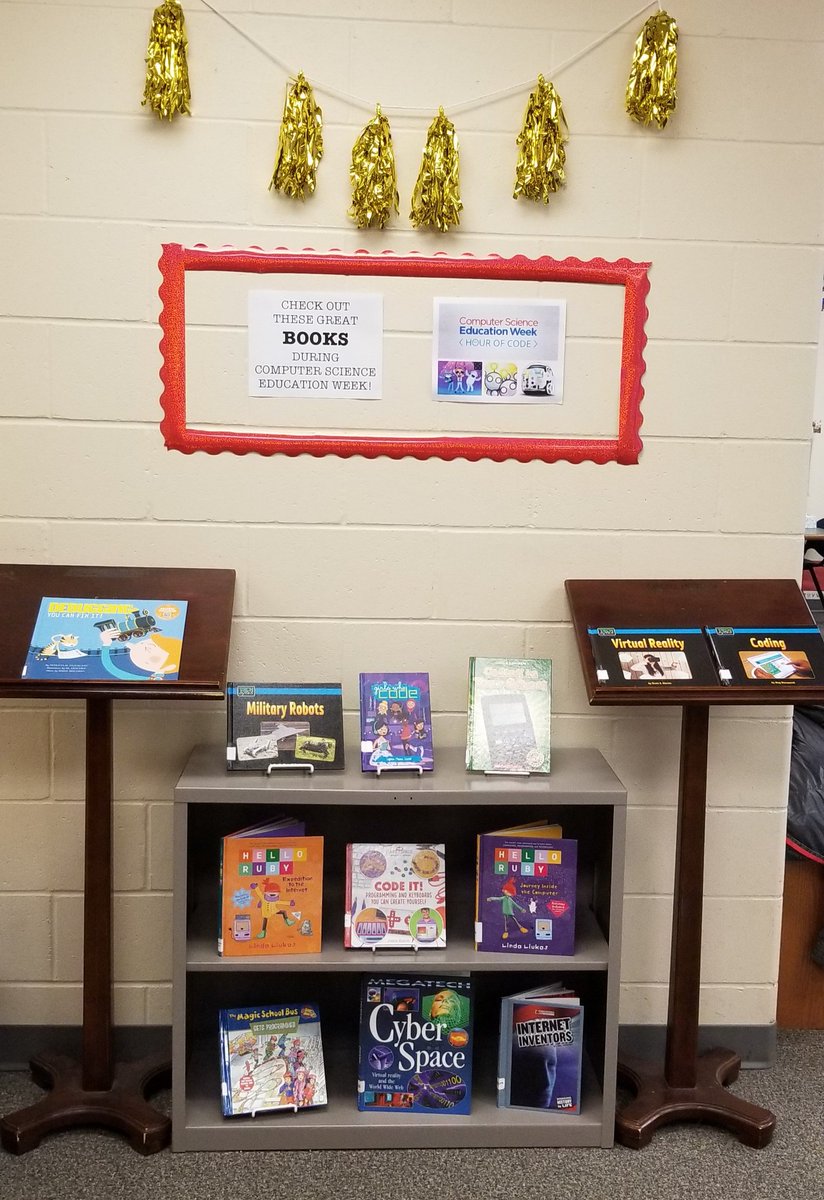 robinwalker0701's tweet photo. @OPS_Liberty @OPS_Libraries A display of computer science books for computer science week #opscodes #opsproud #hourofcode https://t.co/xskyhcm1c9