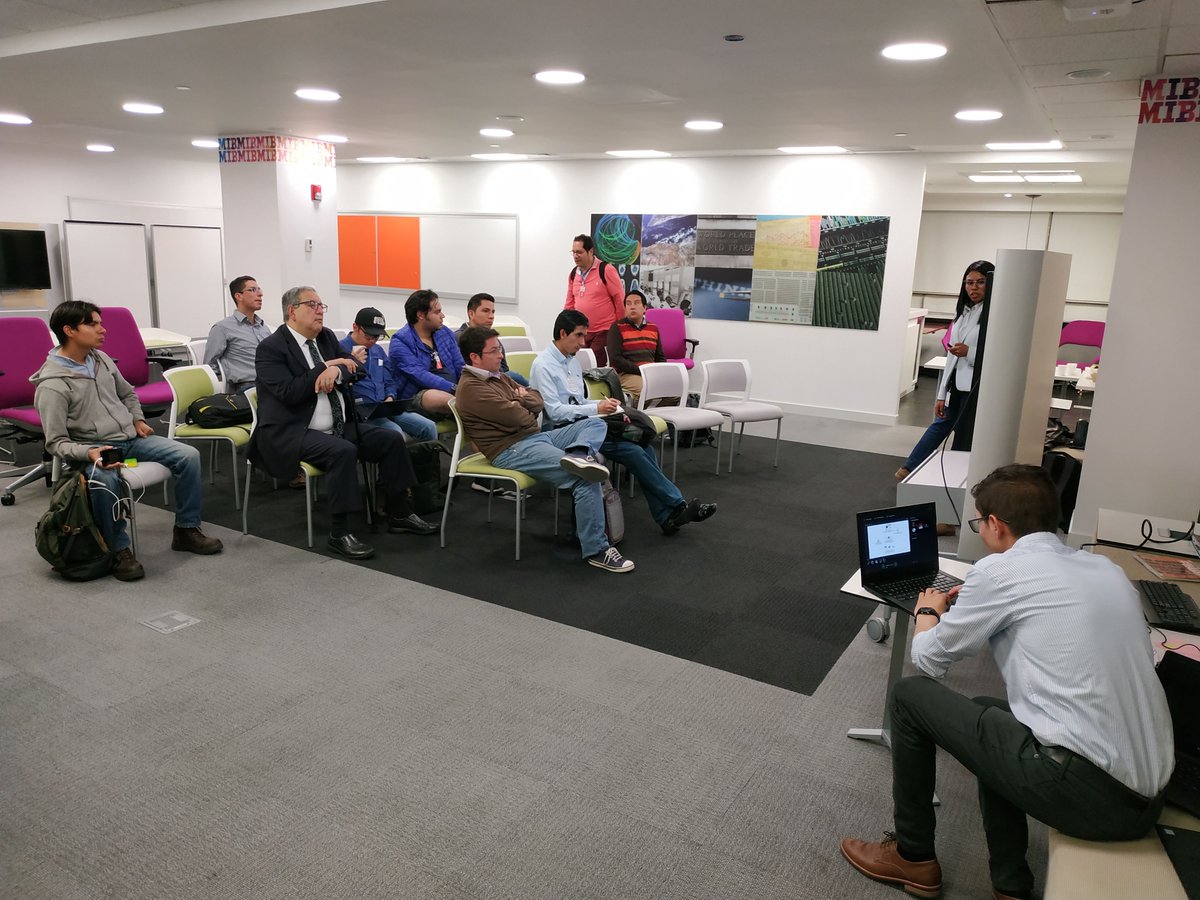 IoT Colombia tweet media