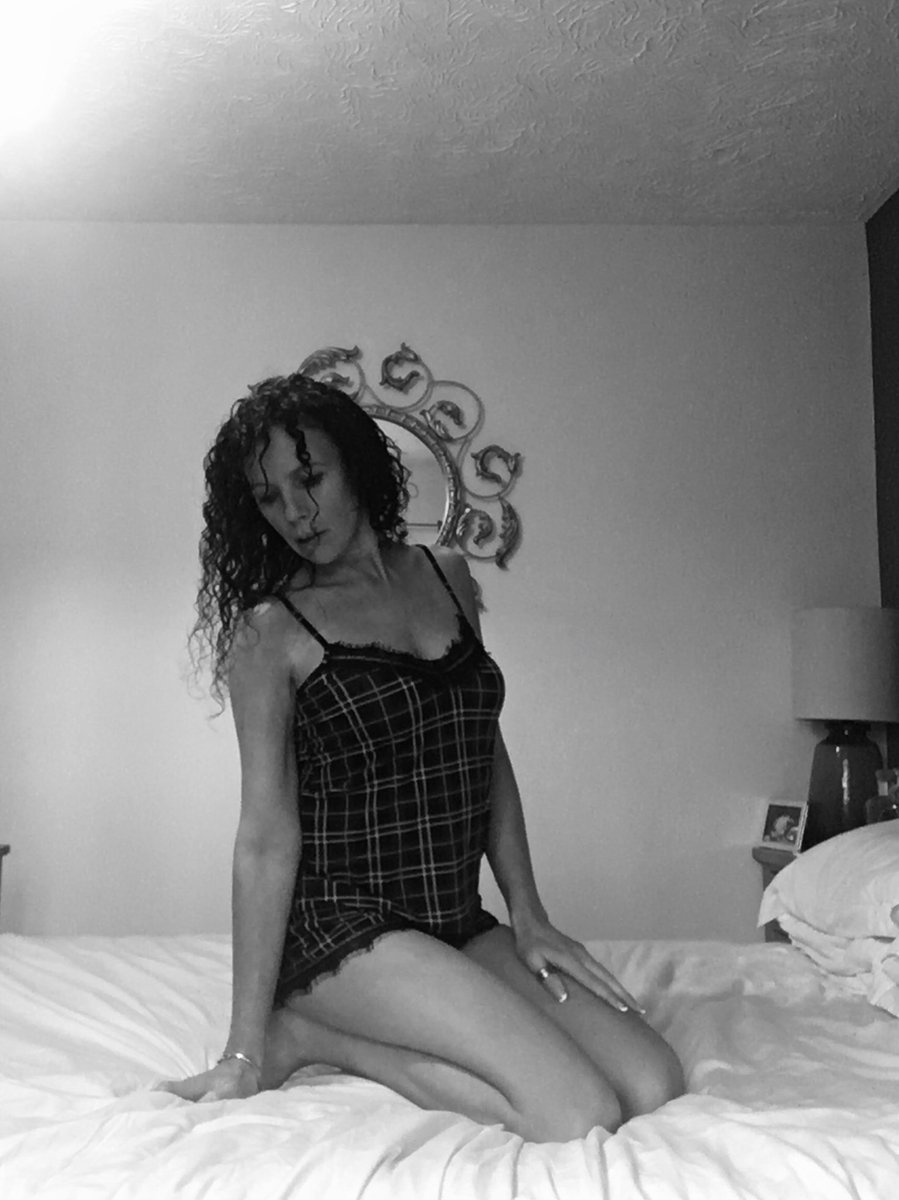 🖤Kat Ballou™️ tweet media