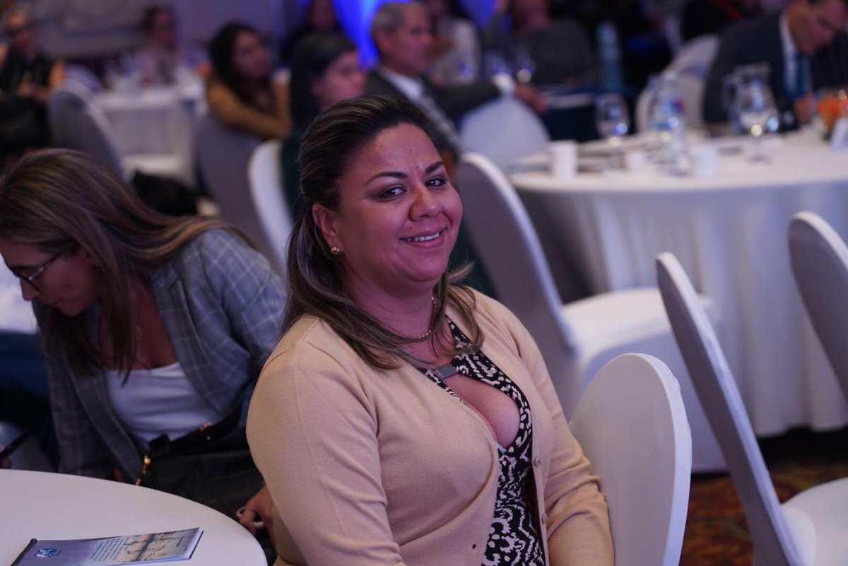 EcuadorSpe's tweet photo. Elibeth Valera, Global Sales Lead Línea de Servicios de Herramientas de Complementación de #Halliburton.
“Tenemos que trabajar duro para escalar posiciones dentro de una organización. El infinito es el límite”
#SPEcuadorSection #WIN2019 #WeAreSPE #Igualdadegenero https://t.co/QCEwLYnrQh