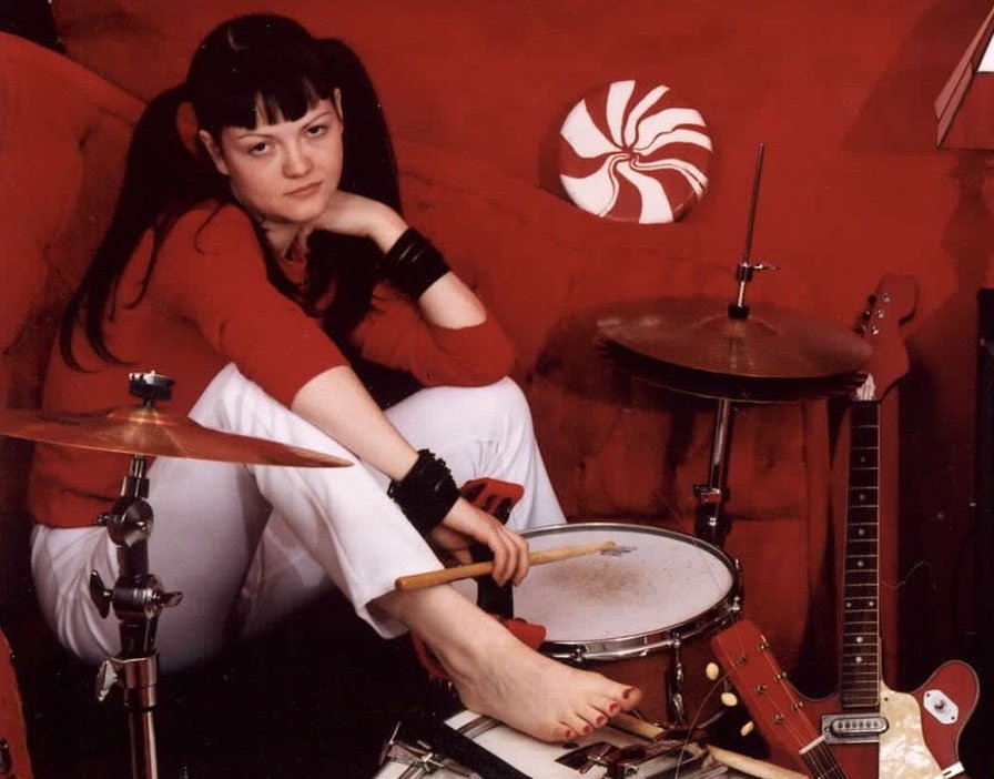 Happy Birthday Meg White!, baterísta del dúo The White Stripes. HOY cumple 45 años.
 