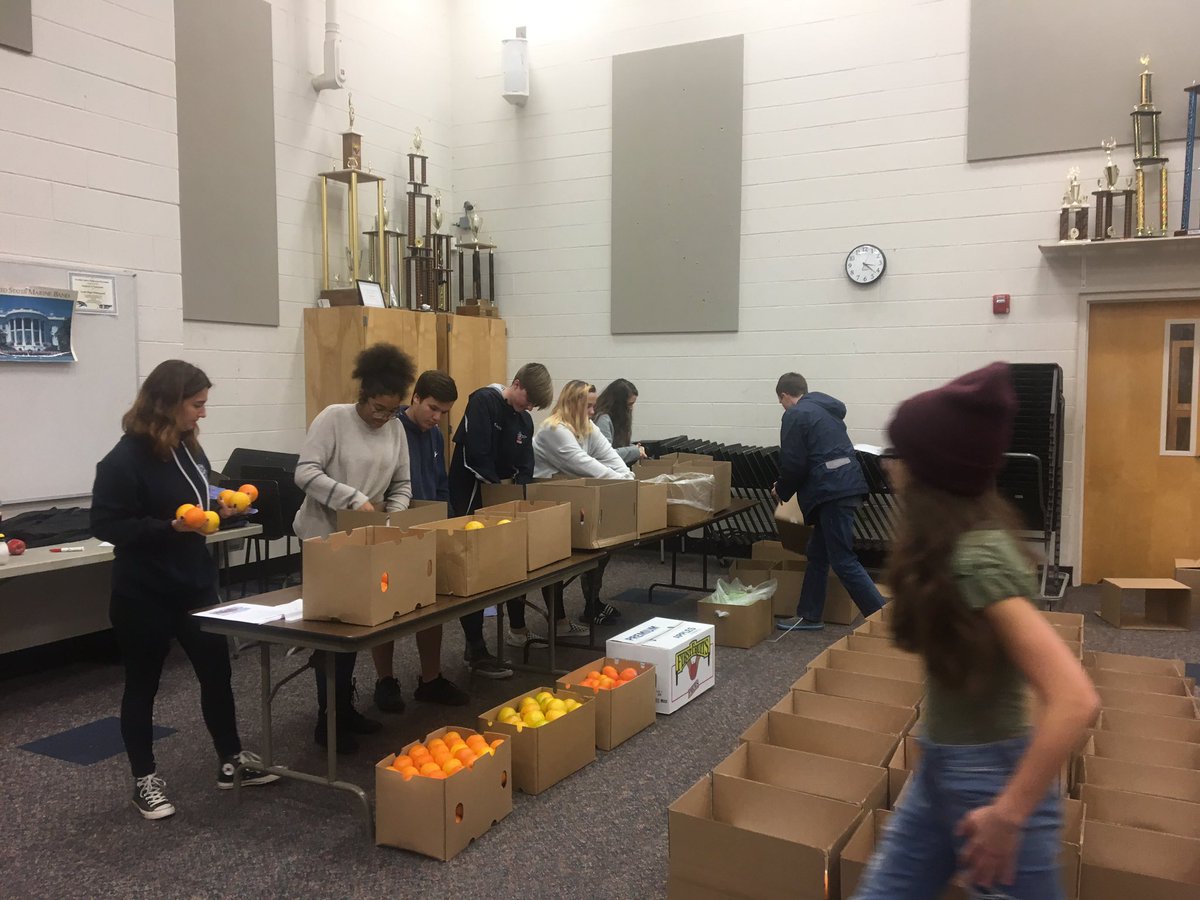 Great job by the fruit sorting and deployment team today.   Hopefully finish sorting tomorrow. Stay tuned for pick up info