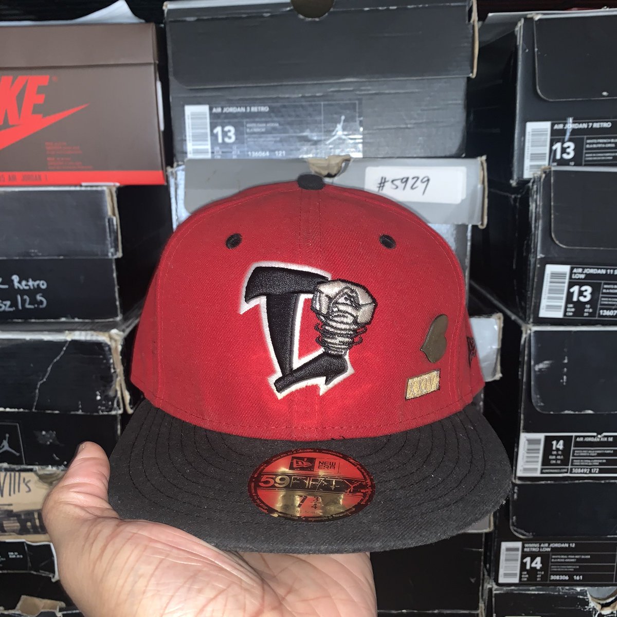 And last but not least, the  @HeartOfXXiV x  @LansingLugnuts collaboration, profits went to local city school programs, my absolute favorite Lugnuts fitteds of them all. Good people. Good cause. Great hat