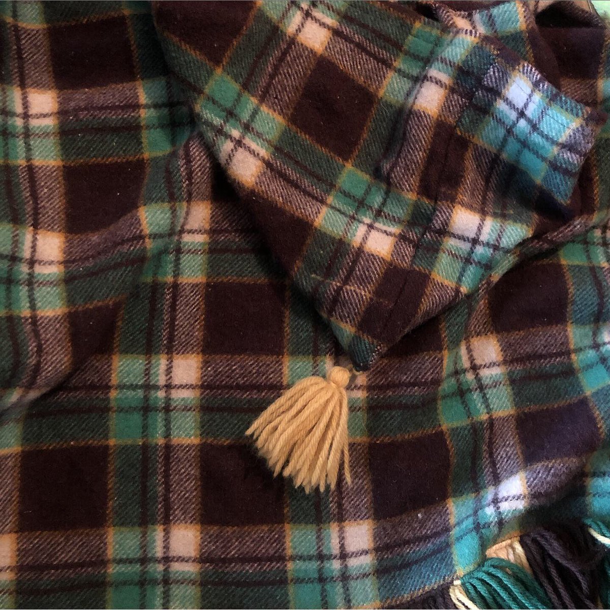 吉祥寺古着屋ガーニッシュ Twitterren 30 S U S A 織りブランケットポンチョ あー可愛い Vintage Antique Vintagefashion 古着屋 レディース古着 東京古着屋 吉祥寺 吉祥寺古着屋 ヴィンテージ ヴィンテージコート ヴィンテージポンチョ ポンチョ