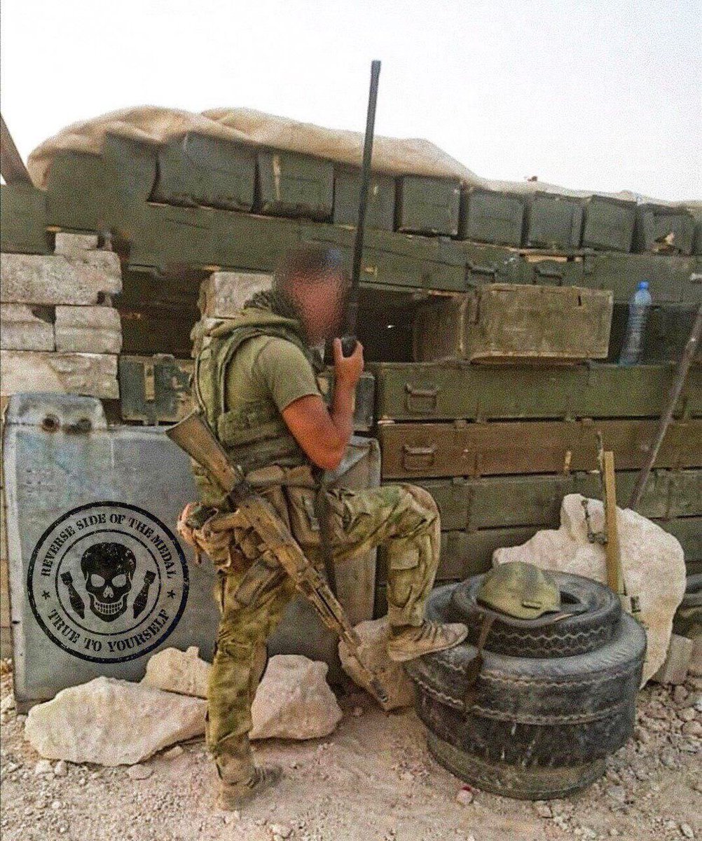 Spetsnaz serviceman with a R-187 Azart comm system in Syria. 24/ https://vk.com/anti_terrorism?z=photo-107187851_457291182%2Falbum-107187851_00%2Frev