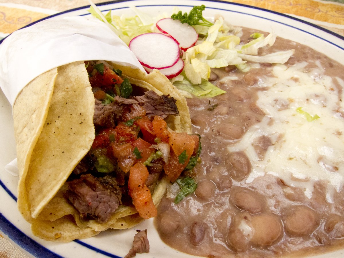 LocalWally's tweet image. Damn, Alfonso's of La Jolla (moved to Solana Beach) is closed.  @alfonsoslajolla