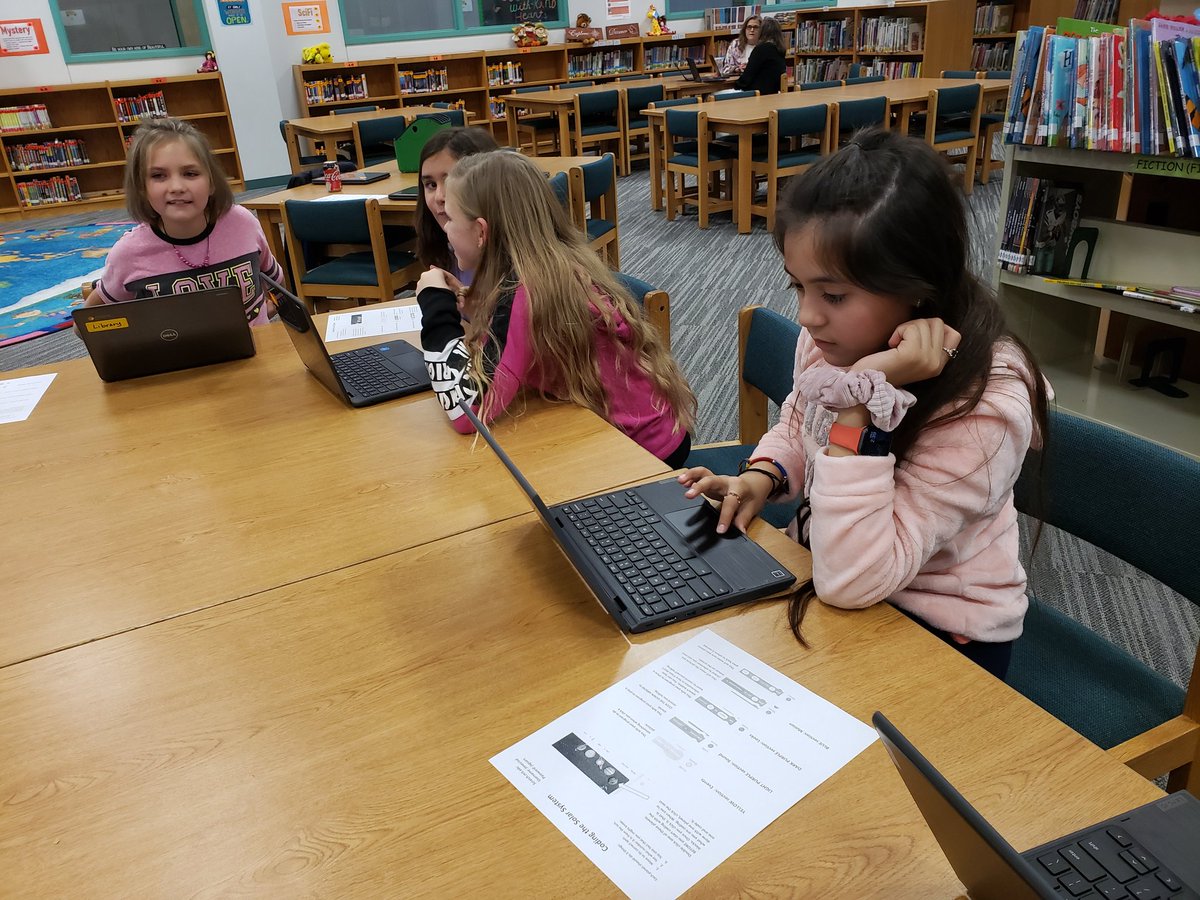 jonesrisd's tweet photo. #HourOfCode is in full swing! Today, our #jonesjags coded planets, watched @villarreal_jj read a coding book, and attended a coding boot camp after school! #risdcodes #rocktheverybest @rockwallschools https://t.co/Xp2IQpgiC6