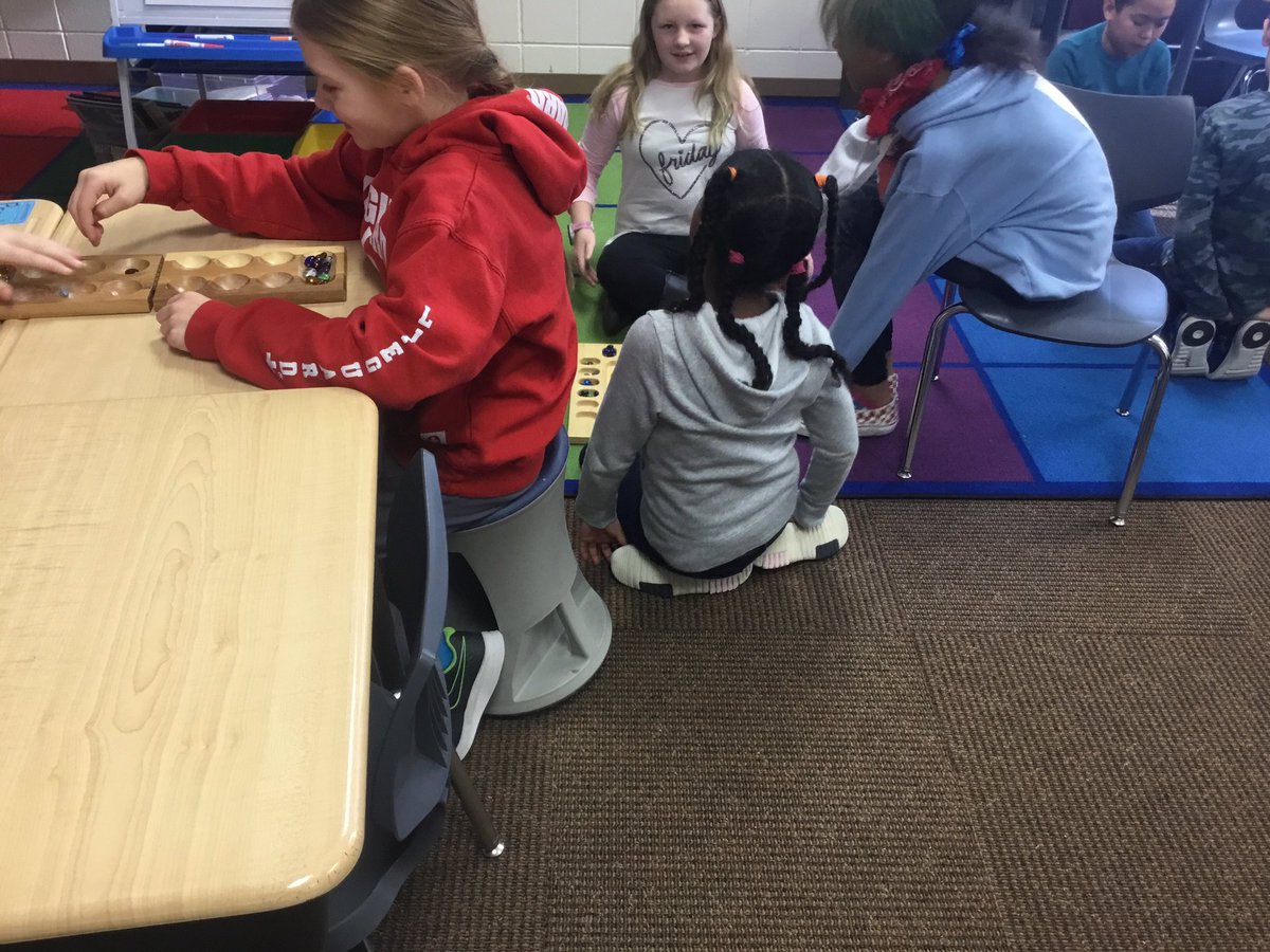 mrberlingsclass's tweet photo. Working on communication, teamwork, listening, understanding, following directions and empathy. #games #schoolisfun https://t.co/G8h4OLW4ev