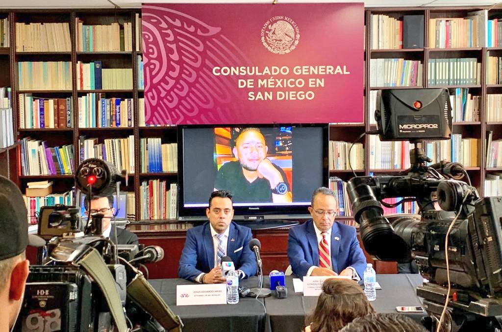 Today we held a press conference about the case of Marco Antonio Nápoles Rosales, a Mexican national who died on 08/17/18 as he was detained by <a href="/SDSheriff/">San Diego Sheriff</a> department officers. We're concerned about the excessive use of force against him. For more info: consulmex.sre.gob.mx/sandiego/index…