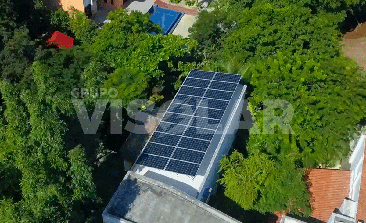 GVisolar's tweet photo. 👷‍♂️Nuestra instalación al hotel "Villas el encanto" en Cozumel. ☎️¡Llámanos y se parte de la familia renovable!
(999) 286-7286
#panelessolares #yucatán #BuenMartes https://t.co/TLgW5yFXKE