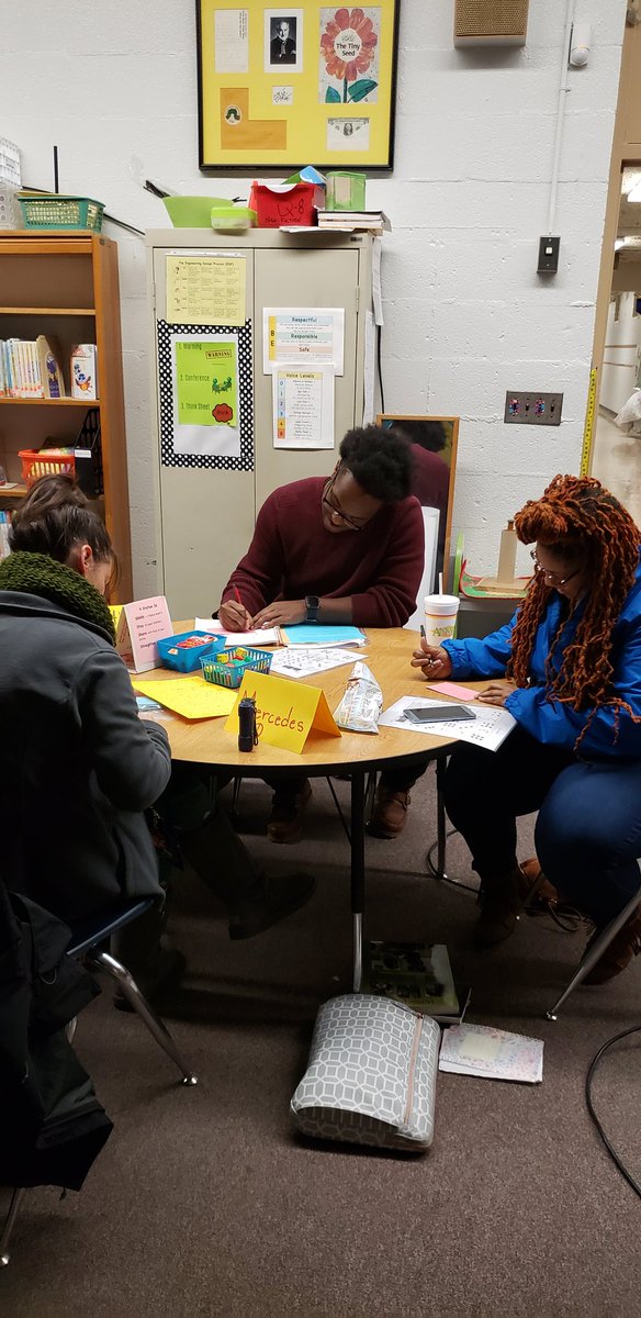 Michelle Lowe tweet media