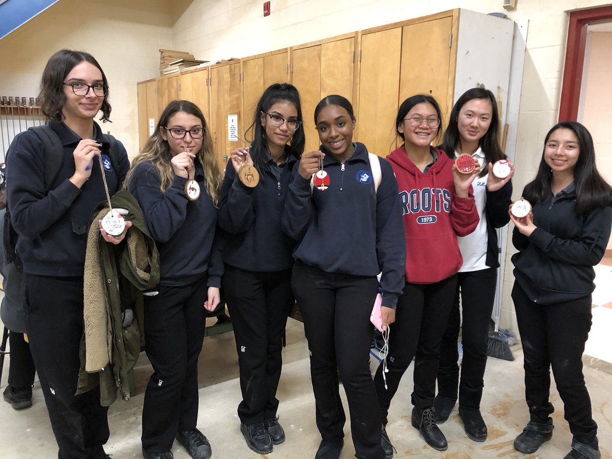 TechFmm's tweet image. The female students at FMM finished their hand crafted wood ornament today. Here is a sample of some of their creative ornaments. @FMMtweets @fmmrobotics2019 @TechFmm #womeninconstruction #womenintech #womenintrades