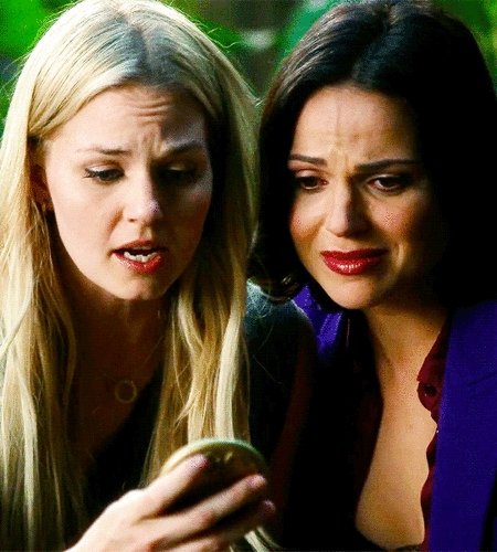 ships_polls's tweet photo. ROUND 4  Favourite TV Ship 2 
(8 hour to vote) 

RT FOR OutlawQueen
LIKE FOR SwanQueen https://t.co/eBbfVUo0zZ