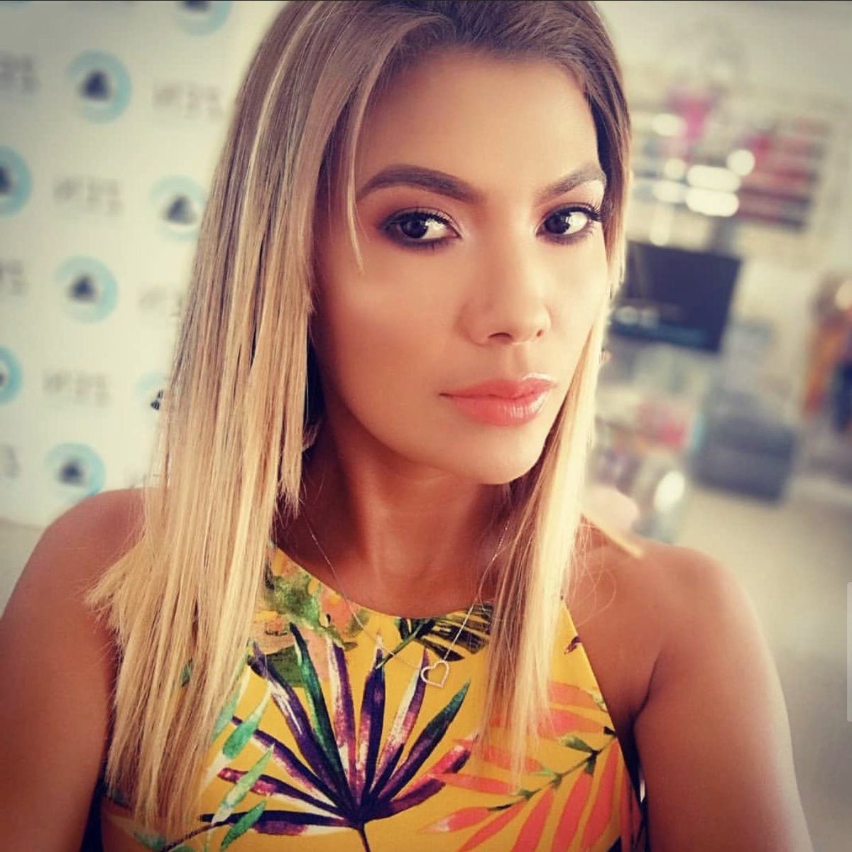 RodriguizMaria's tweet photo. Will be on @chaturbate at 8pm Miami time guys #CyberSecurity #chaturbate #webcamtoy #Webcamdolls #webcamespañolas #model #cammodel #singlegirl #onlyfansgirl #onlyfans #singlebabe https://t.co/SvPnxLTQnw