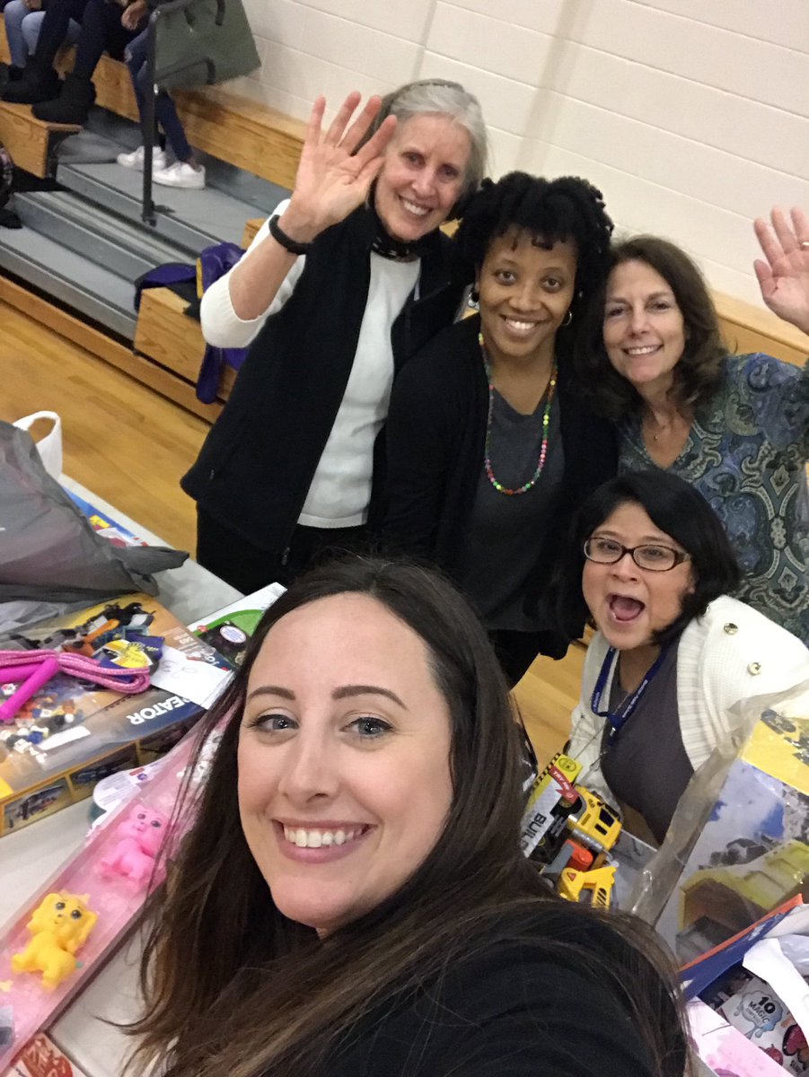 CHBullockSchool's tweet photo. CHB representing at the annual MEA sponsored Wrap and Roll!! #chbproud #chbrocks #wrapandroll2019 https://t.co/hw4rQeZCa6