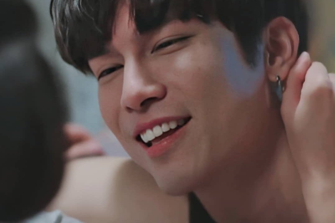 mmodd04's tweet photo. มูฟไม่ไปก็อยู่นี่อยู่แหละจนกว่าจะวันจันทร์ ~
#TharnTypeEP10 #MewSuppasit https://t.co/eRlZEsNitj