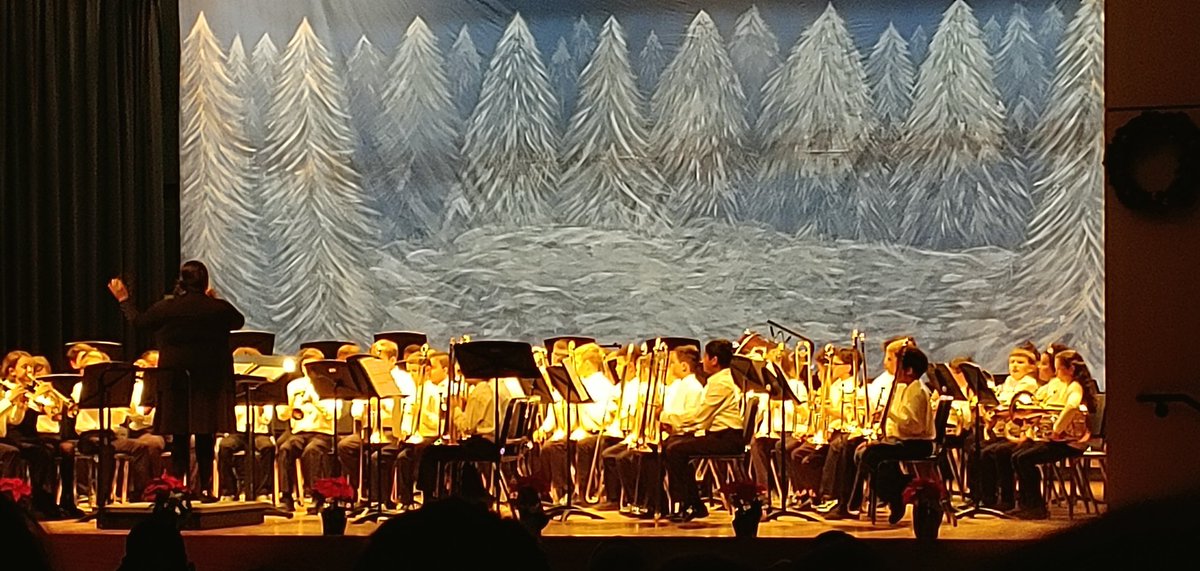 We have amazing students at Indian Trail!  We also have an amazing music program, including the band, led by Mrs. Tidwell.  Tonight's performance was wonderful!