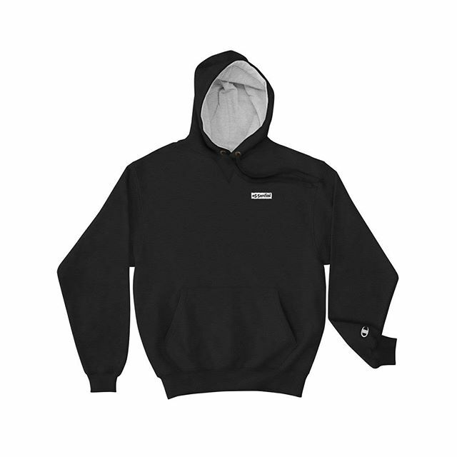 eSSential_St's tweet photo. Hood
.
eS.Sential x Champion hoodie available online now.
.
#eSSential_official #streetwearchick #streetweargirls #streetwearwomen #womensstreetwear #womensstreetstyle #womensstreetfashion #minimalstreetstyle #minimaloutfit #minimalmovement #shecozy #sno… https://t.co/XyM4gpoaQL https://t.co/q0lG9ar32b