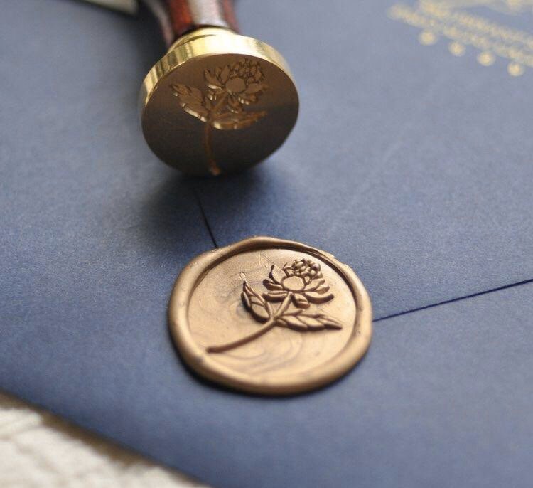 طبعات شمعيه مميزه على هداياكم ☺️