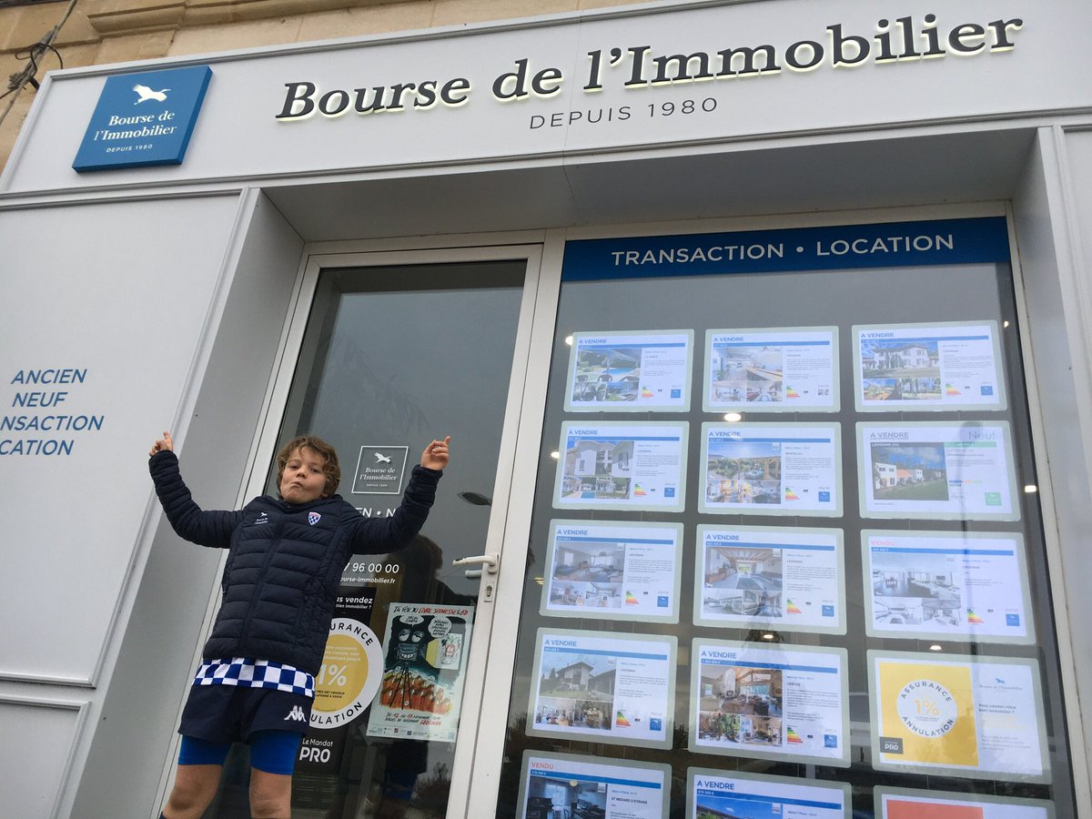 MathiasG__'s tweet image. Merci à notre nouveau partenaire @BI_Groupe pour ces belles doudounes et de miser sur les jeunes pousses de l @UBBrugby #cabbg #ecolederugby #ecoledelavie