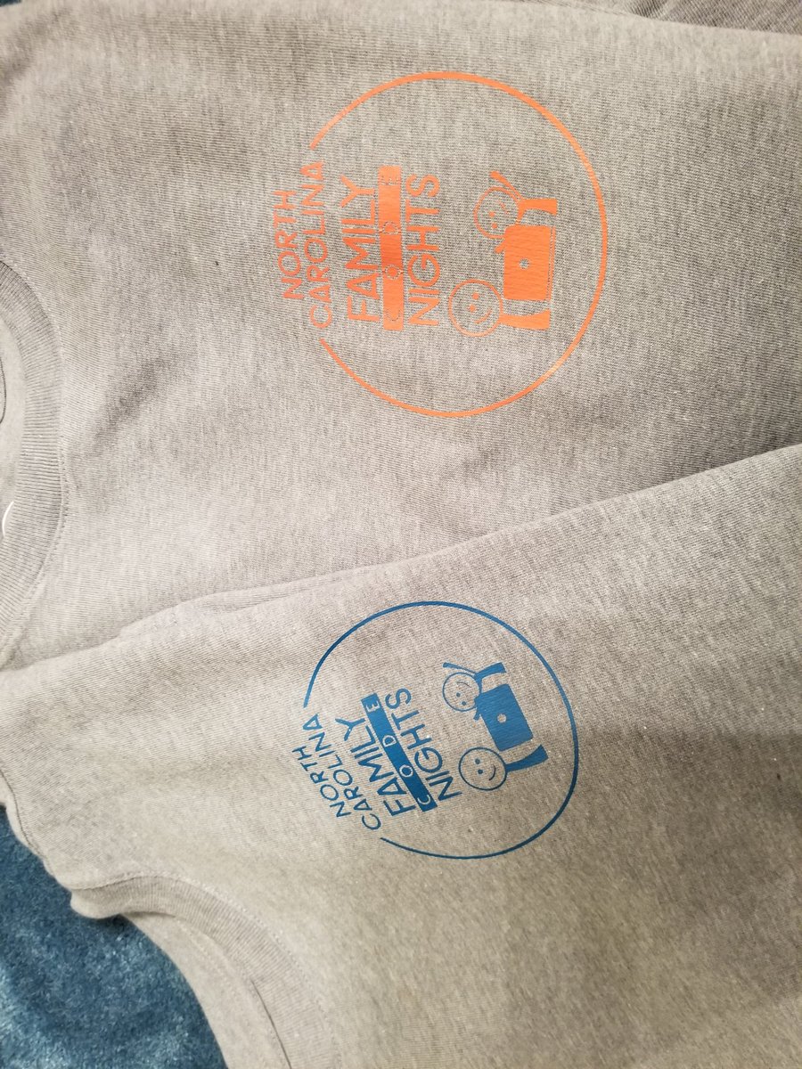 SamROrtiz22's tweet photo. Making shirts for our family code night on Thursday 12-12 
#langtreemade2020 
#5thgrade
#codenight
#firstplaceprize 
#ncfamilycodenight https://t.co/PjssjjNwCh