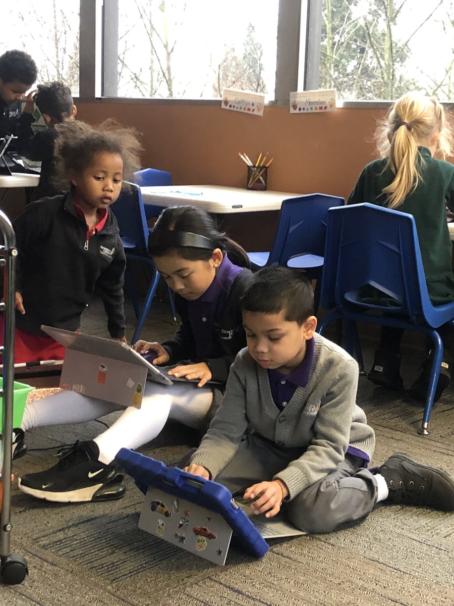 4thRPCS's tweet photo. #DesignThinking with the “3 Billy Goats Gruff” continues! S’s design a solution in @PlayCraftLearn to help the troll. If you happen to be at @fetc - join S’s, @mrsmdchang and I to learn more about how #elementary S’s use this process! #MIEExpert #MicrosoftEdu  @rentonprep https://t.co/p4TuOtpMOL