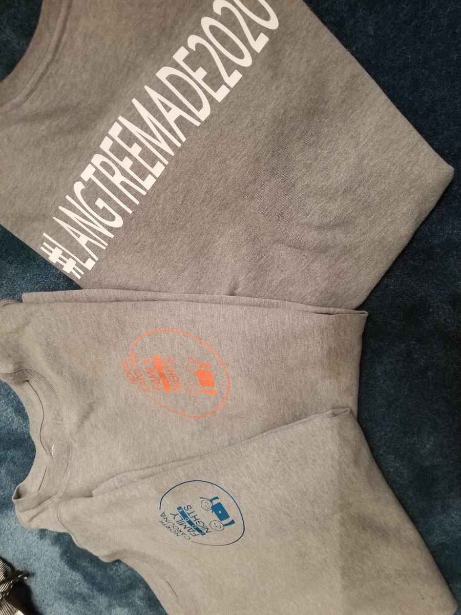 SamROrtiz22's tweet photo. Making shirts for our family code night on Thursday 12-12 
#langtreemade2020 
#5thgrade
#codenight
#firstplaceprize 
#ncfamilycodenight https://t.co/PjssjjNwCh