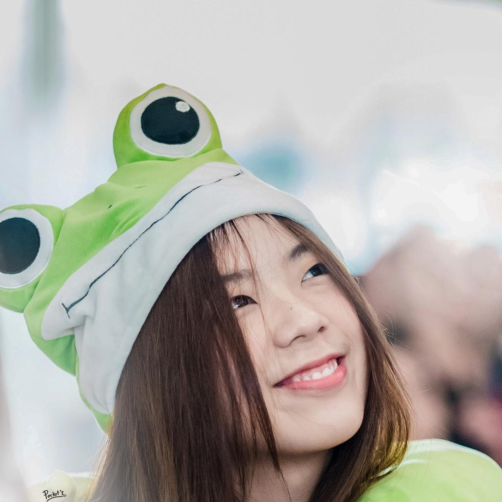 pjnchersic's tweet photo. อยากรักษารอยยิ้มนี้เอาไว้นานๆเลย🌻🦈💕
#SavePunBNK48 
#PunBNK48 https://t.co/xew96PA6Pv