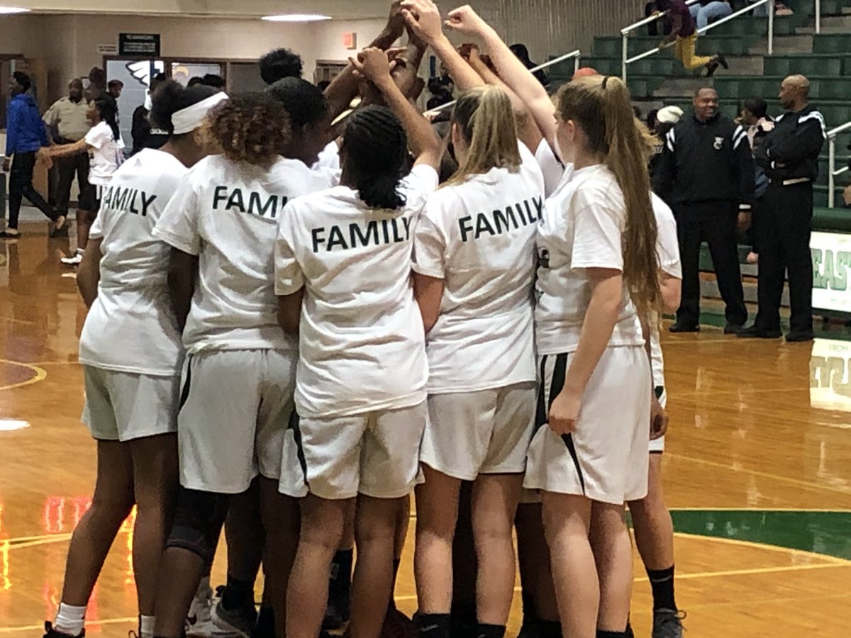 The Eastside Girls Basketball Team with Head Coach <a href="/gking179/">Gladys King</a>  defeated Hampton HIgh School tonight by a score of 61-31!  #EaglePride #WeBleedGREEN