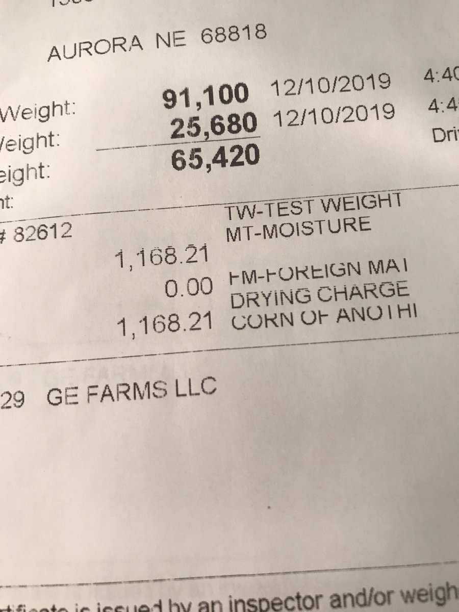 JK_Farms's tweet photo. 1151 J&amp;M grain cart will hold a bit more than advertised. https://t.co/pnD8tIziwI