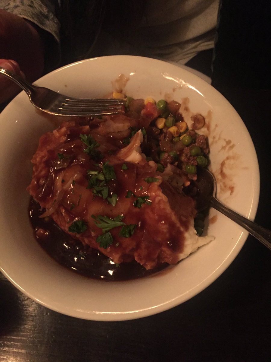 luhiddengems's tweet photo. Check out Patty’s Pub for delicious Chicken Parmesan &amp; Shepard’s Pie! https://t.co/ElB0PzABKN