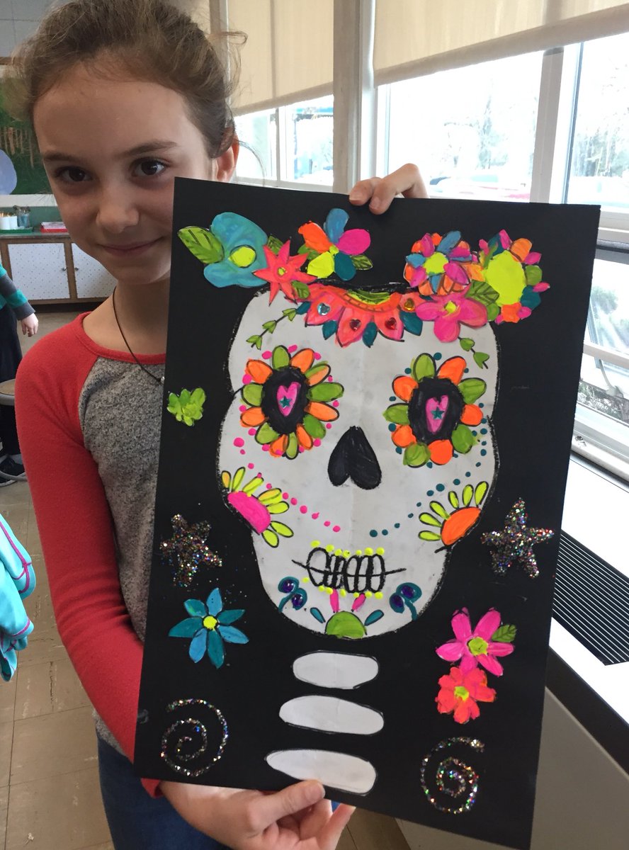Fourth graders added finishing touches to their sugar skulls today with gemstones and glitter. #ohwhatfun #elementaryart