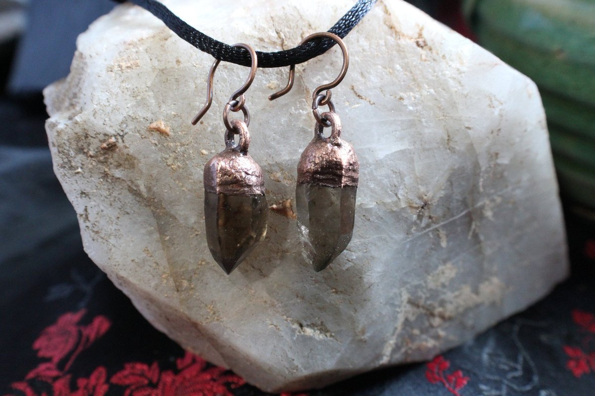 AlchemyCopper's tweet image. Smoky Quartz Dangle Earrings - Copper Electroformed - Hand Collected Raw Smoky Quartz - EQ1901 #etsy #sale #handmade #jewelry #crystals #electroformed #handmadejewelry #copperjewelry #smallbusiness #smallshop  etsy.me/36rkSHg
