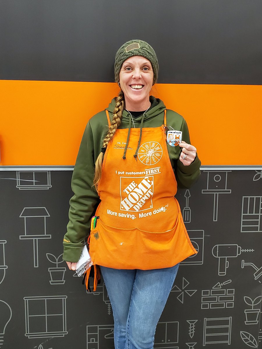 Congratulations to Sheena on receiving your very 1st Homer Award! This is well deserved and the gateway to many more to come! @Schnorrbusch03 <a href="/tinylizette/">Lizette Guevara</a> @alexamato16 @
