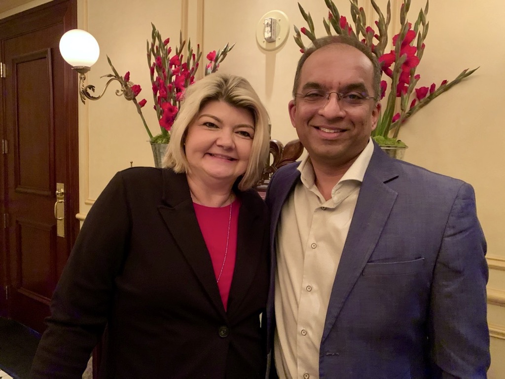 Thank you @sandy_carter for an inspirational meeting. Thank you and #AWS for hospitality during #reinvent2019. We are excited to take partnership to next level.
#CloudHedge #appmodernization #automatedcontainerization