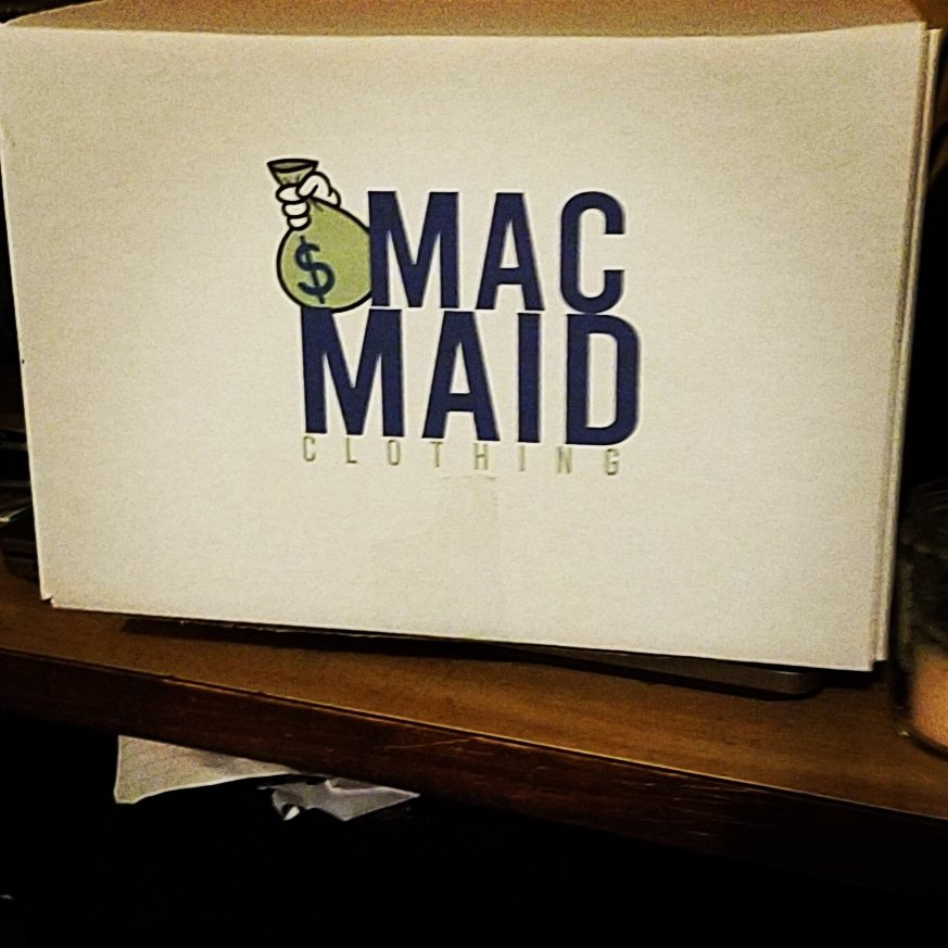 MacHard559's tweet photo. When u see this box Touch Down at your door step you know the #ButteryEffect has arrived #MacMaid #MacMaidClothing #MacMaidMovement https://t.co/wFTYykqARe