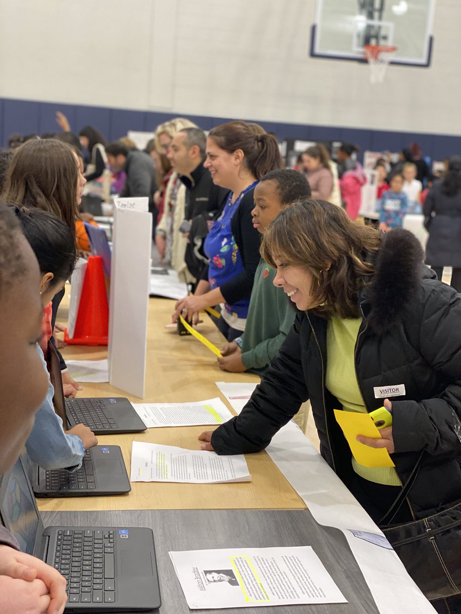 Rodrig444's tweet image. The Hall of Inquirers was the place to be today! Way to go 4th Grade! ⁦#SPSMind