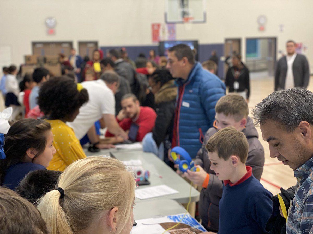 Rodrig444's tweet image. The Hall of Inquirers was the place to be today! Way to go 4th Grade! ⁦#SPSMind